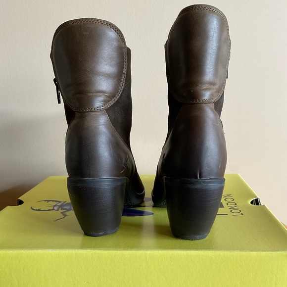 *SOLD* Fly Oiled Suede Ankle Booties - Picture 3 of 7